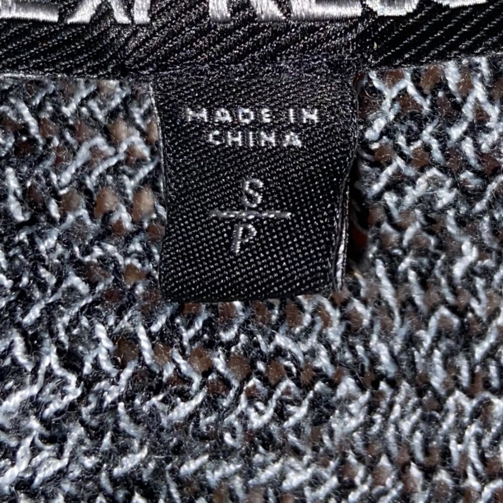 Express sweater - Picture 2 of 2